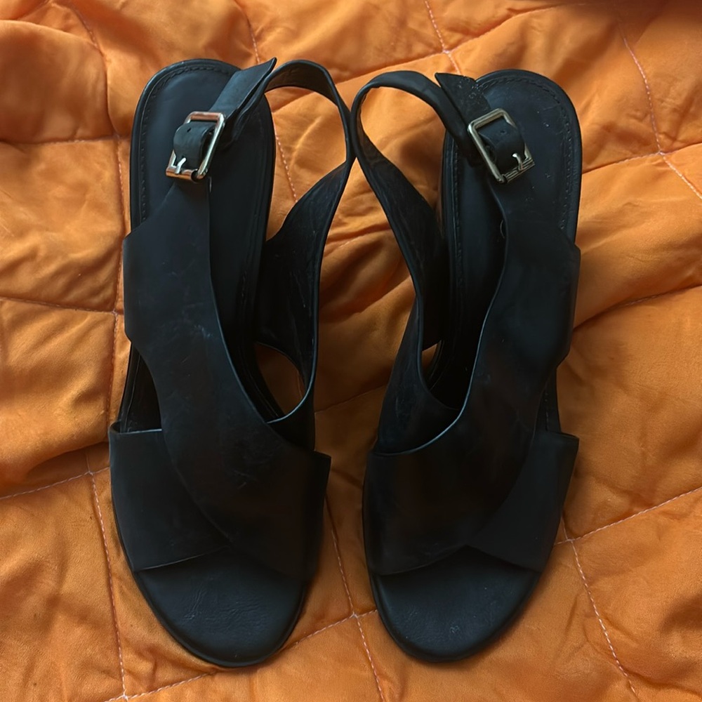 Aldo sling back chunky heel